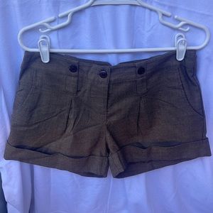 Oatmeal dress shorts Sz 7